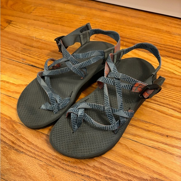 Chaco sandals - Picture 2 of 5